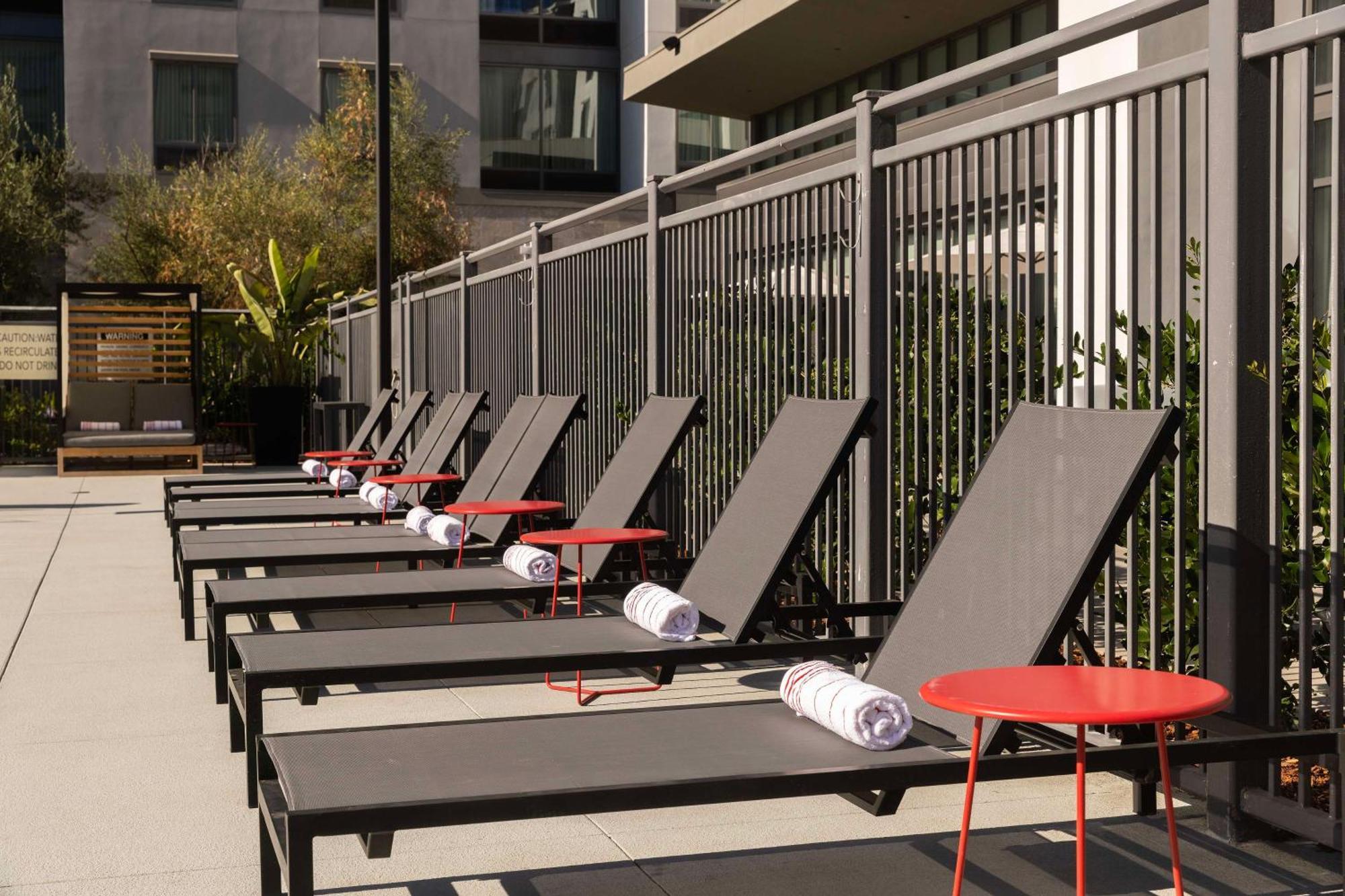 Homewood Suites By Hilton Long Beach Airport Eksteriør billede
