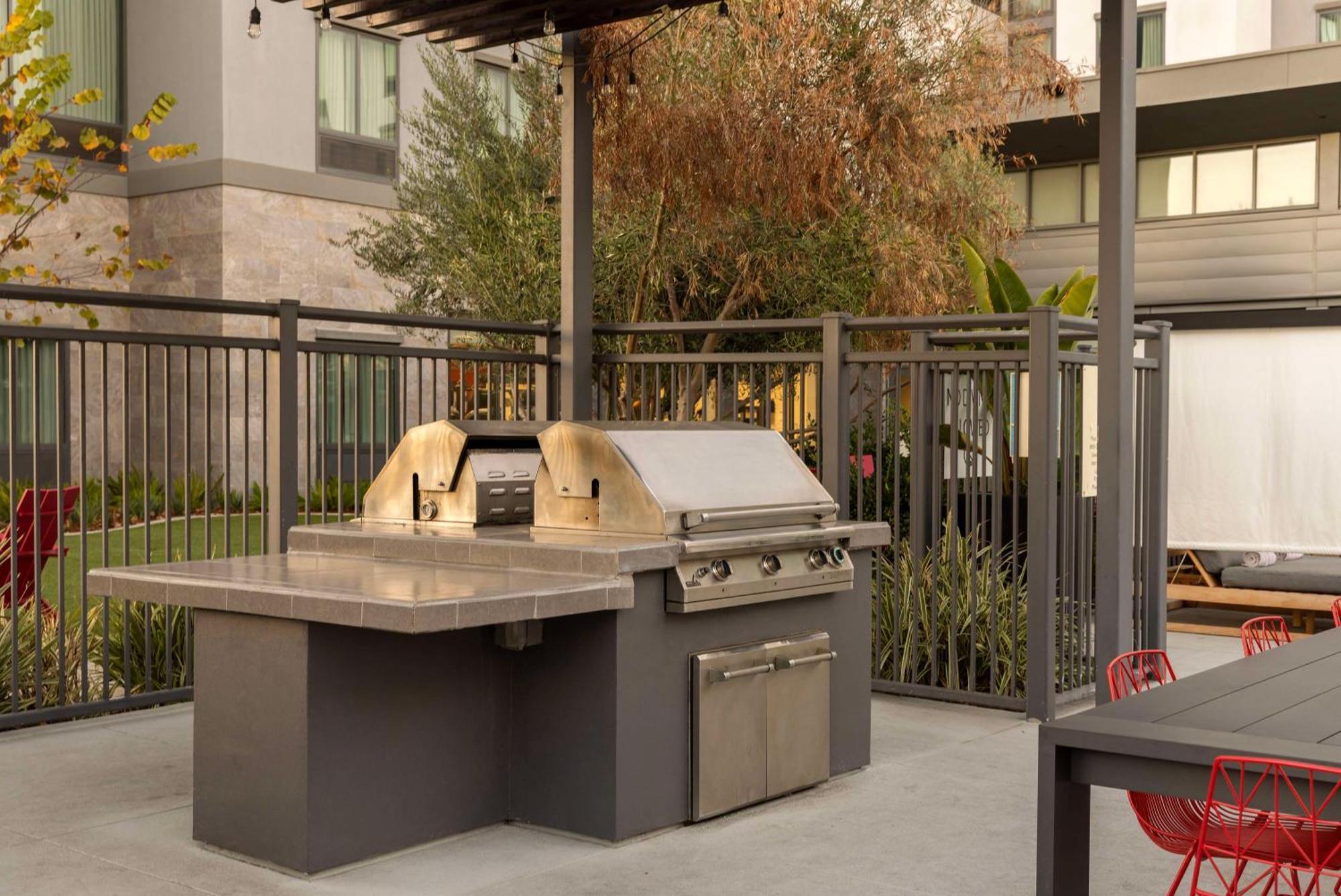 Homewood Suites By Hilton Long Beach Airport Eksteriør billede